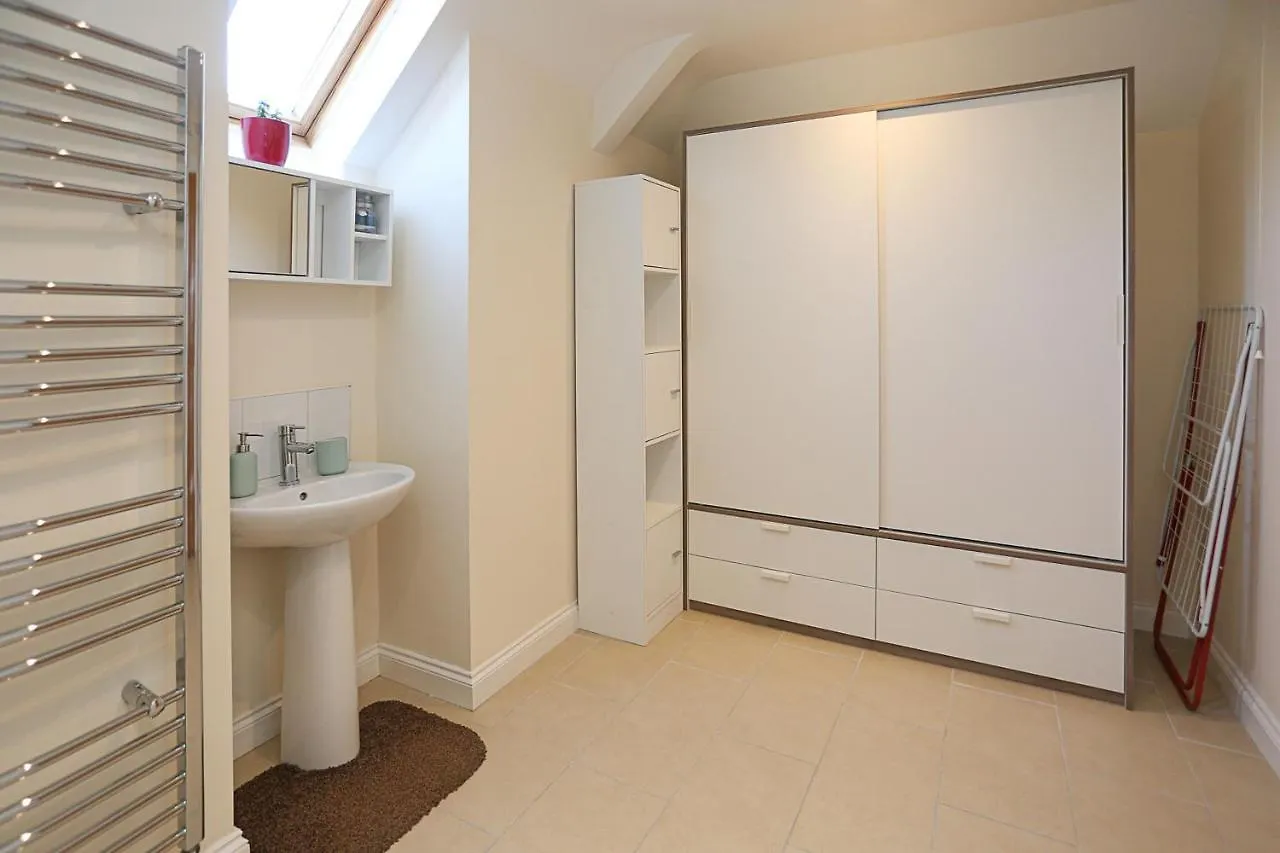 3Bed/2Bath Duplex Apartment - Pure Bliss Belfast